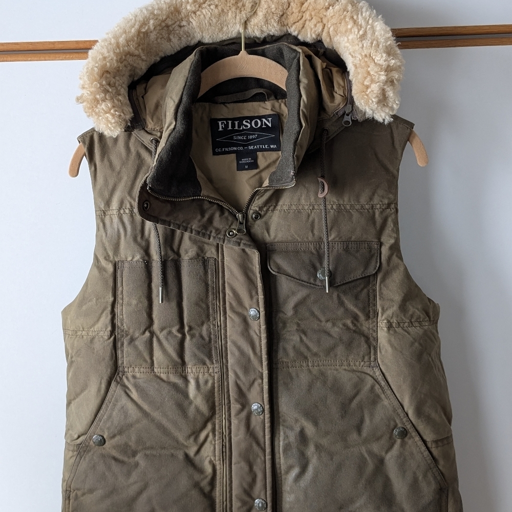 Filson Women’s Down Cruiser Vest M Puffy Quilted - Picture 2 of 16
